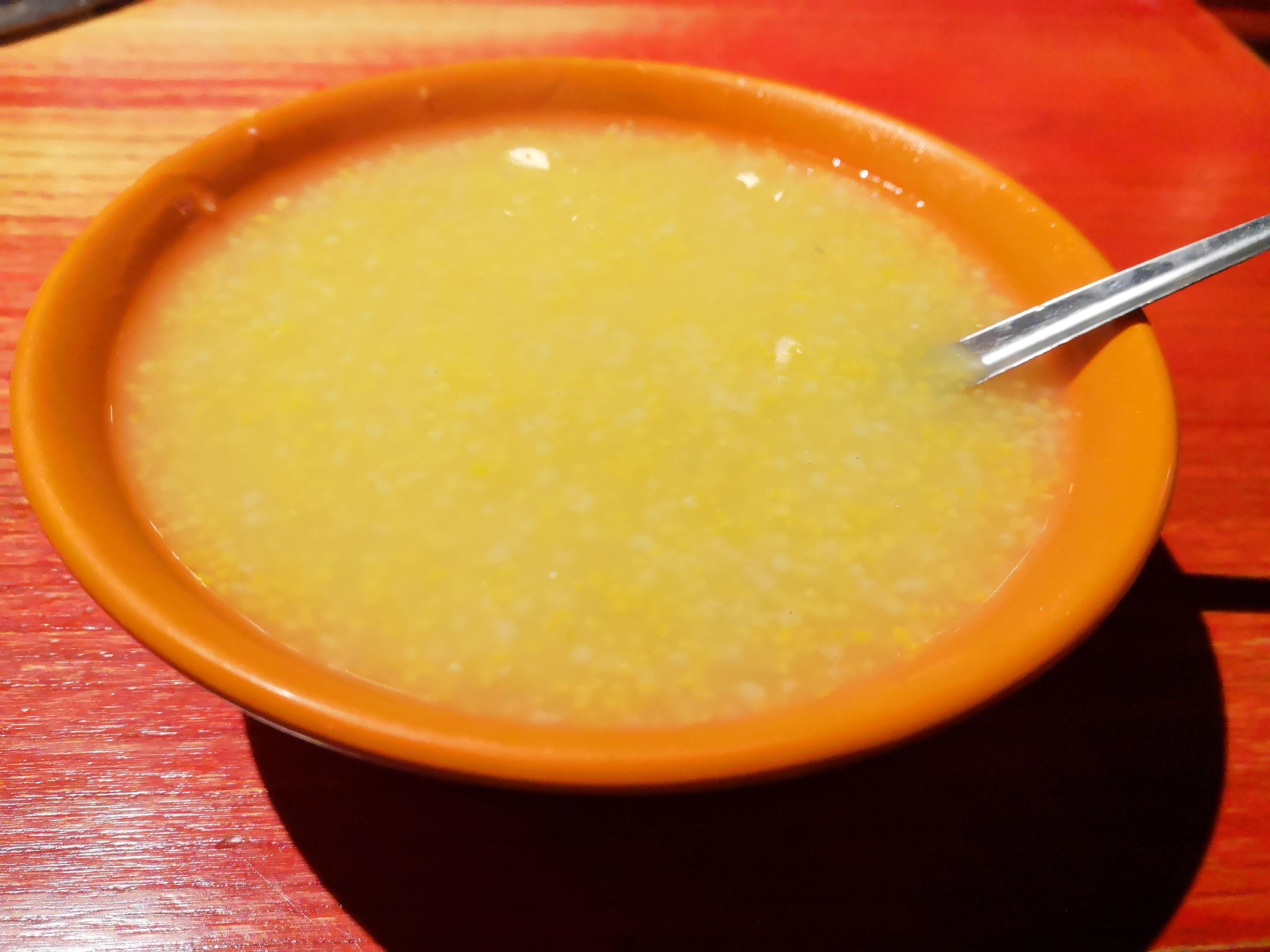 逛颐和园观十七孔桥金光穿洞,离颐和园金光穿洞奇景最近的入口