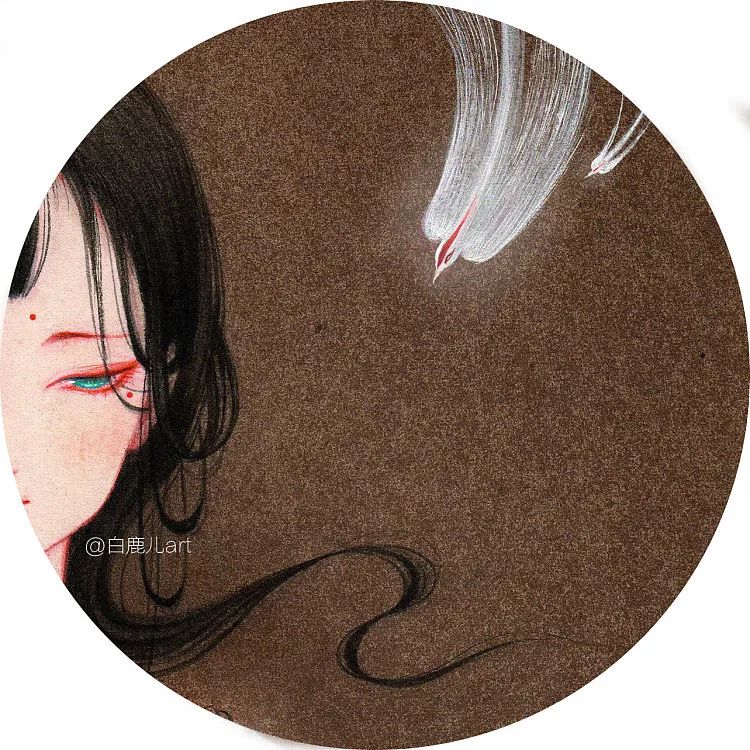 玉手青丝美女图片,一袭白衣清冷出尘的古风美人