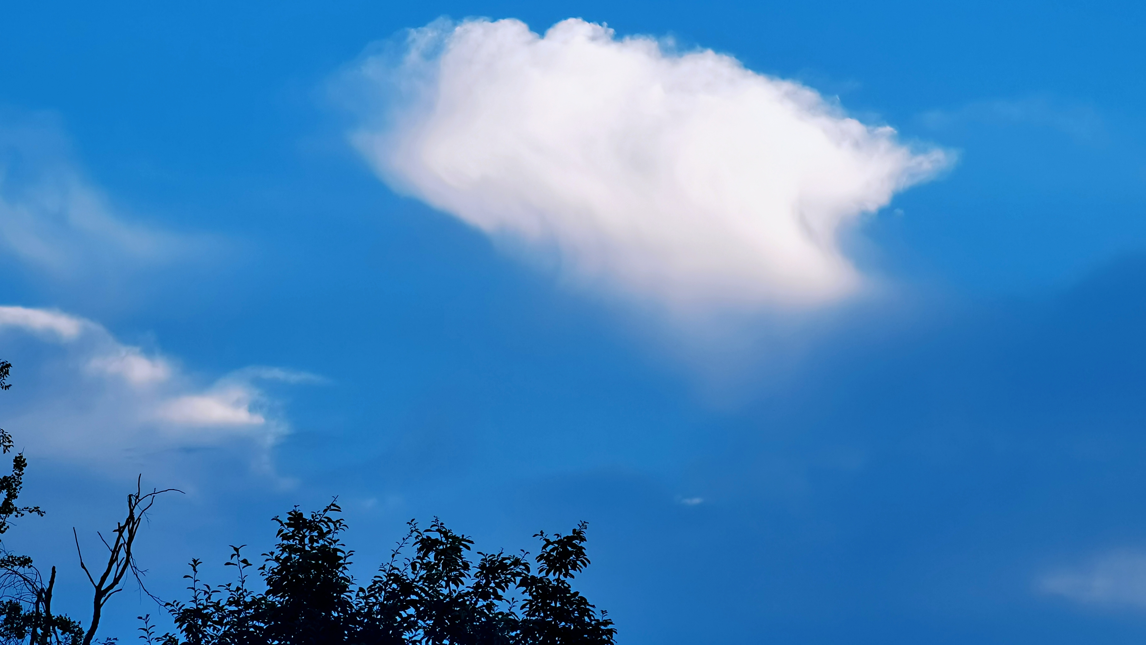 成都哪一个景点离双流机场更近,成都双流机场附近有什么景点