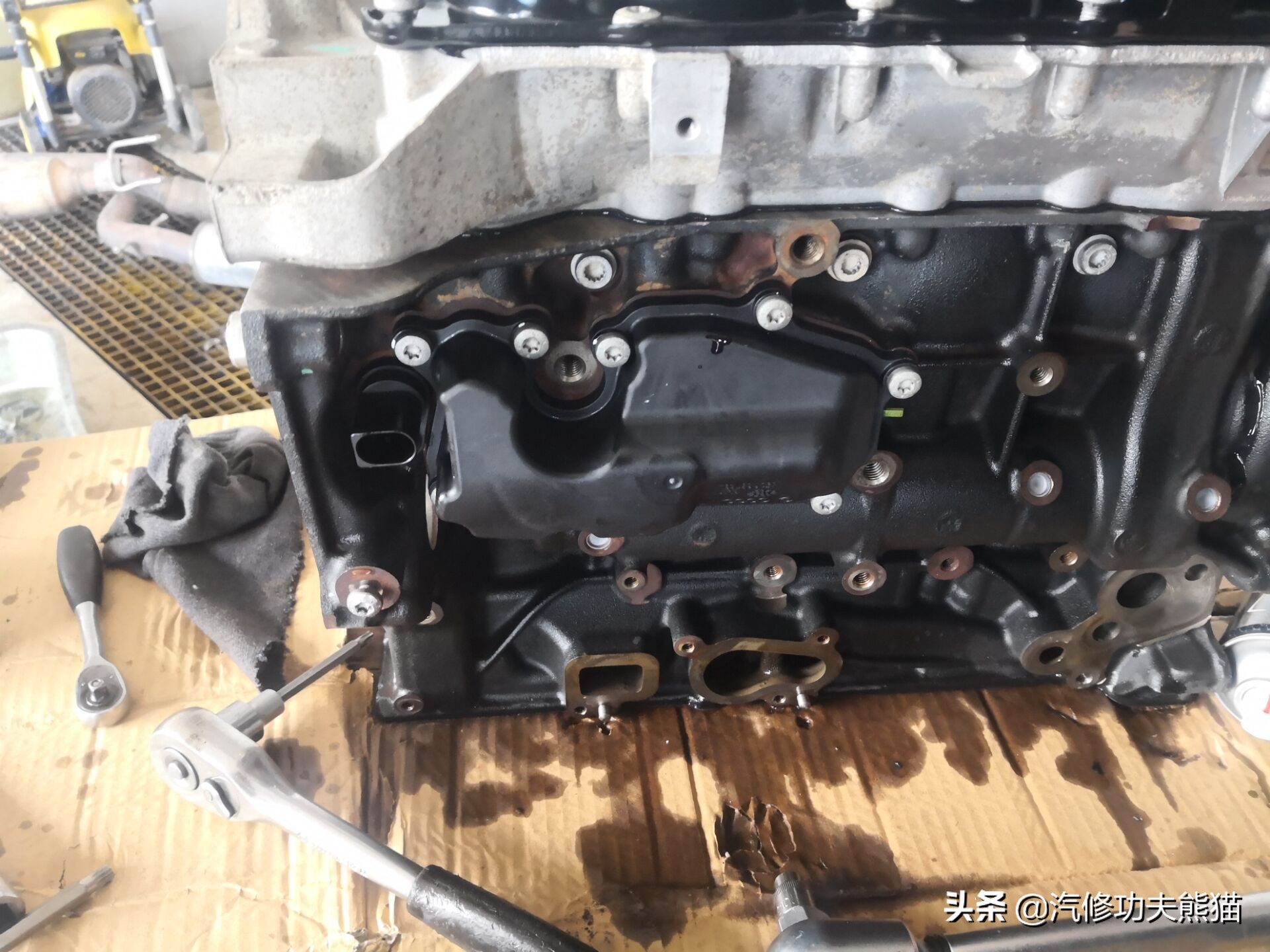 十年的奥迪q5维修,10年奥迪q5烧机油能解决吗