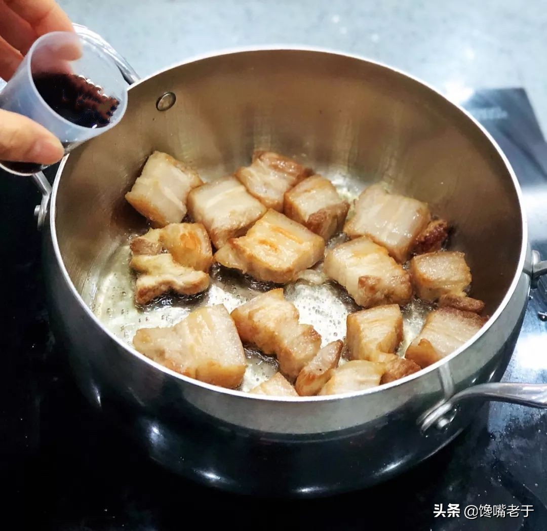 酱油的生抽和老抽有什么区别,酱油为什么叫老抽生抽有什么区别