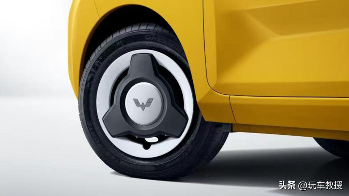 宏光miniev马卡龙充电功率是多少,定金全款宏光miniev马卡龙时尚款