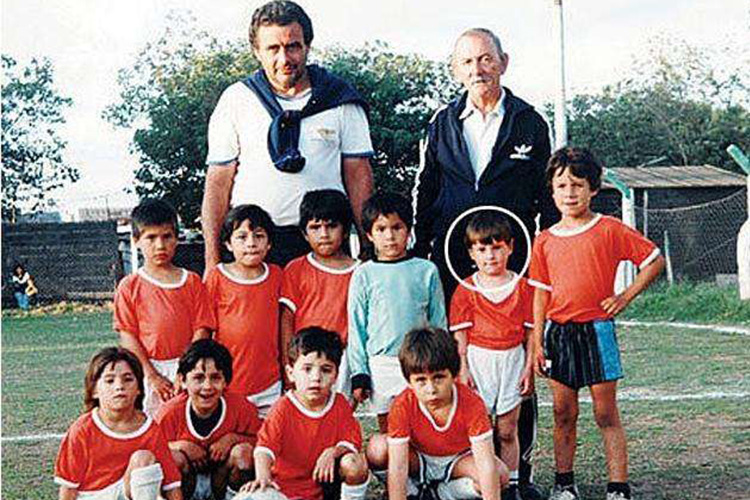 “世界足球先生”梅西,连房子的设计都体现着对足球的深沉热爱。