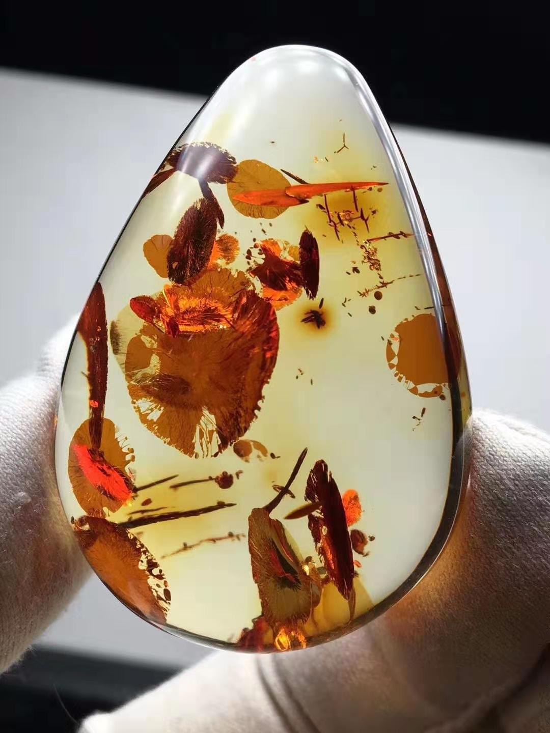 天然琥珀和优化琥珀区别,纯天然无任何优化的琥珀