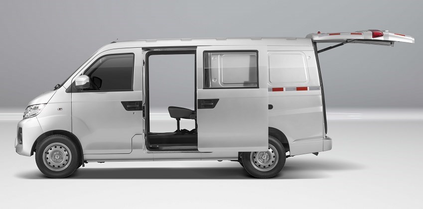 开瑞优优对比五菱荣光,新款开瑞优优怎么样