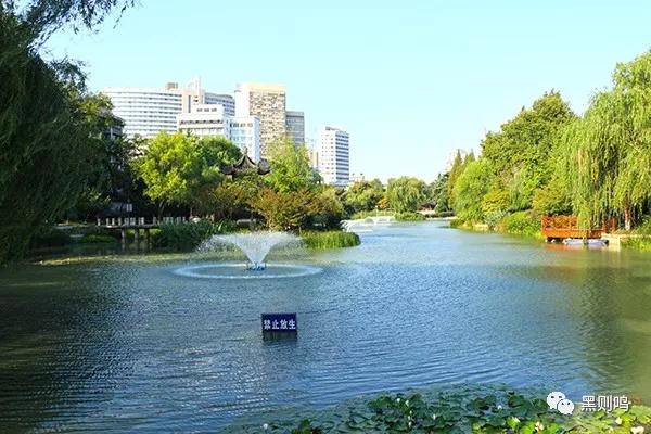 南京相隔百年的照片,南京城景对比图