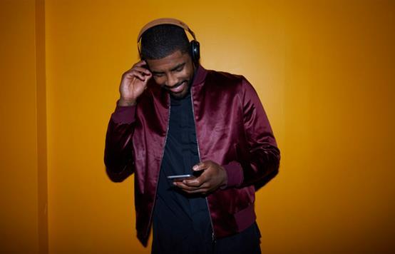 欧文可以排进nba最强球员前十,欧文没有入选75大巨星