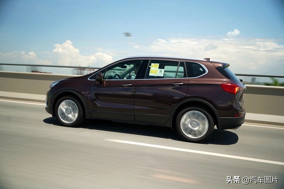 落地15万左右的suv别克昂科威,试别克gl8es陆尊豪华型