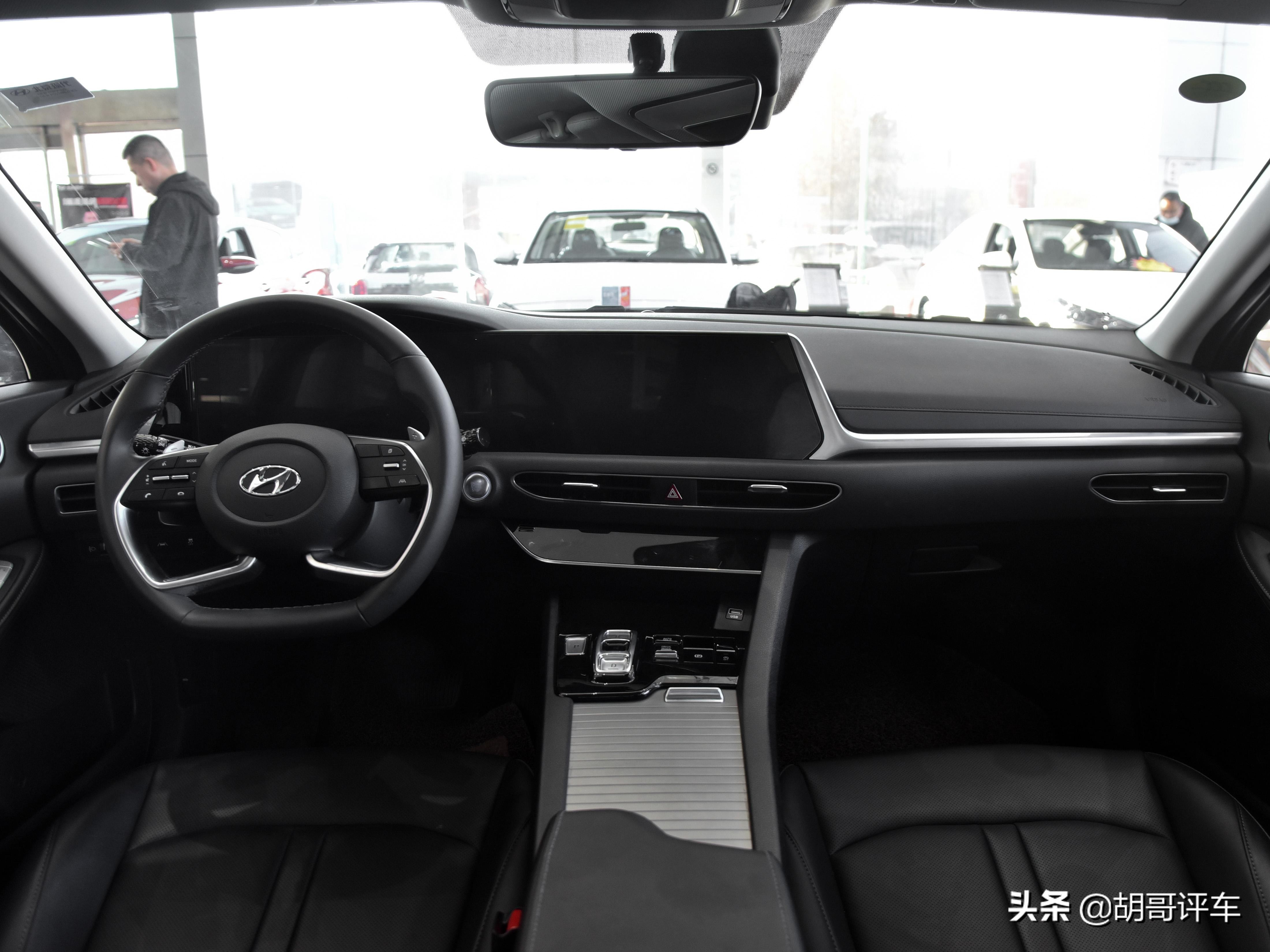 2015款索纳塔九1.6t油耗怎么样,现代索纳塔车长