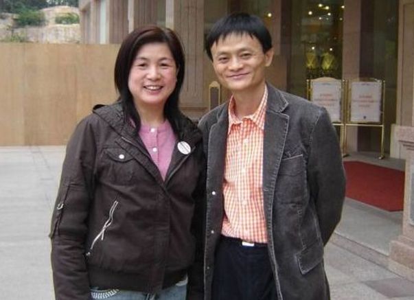 马云1985年去美国之后回国的感想,马云回国后的财富