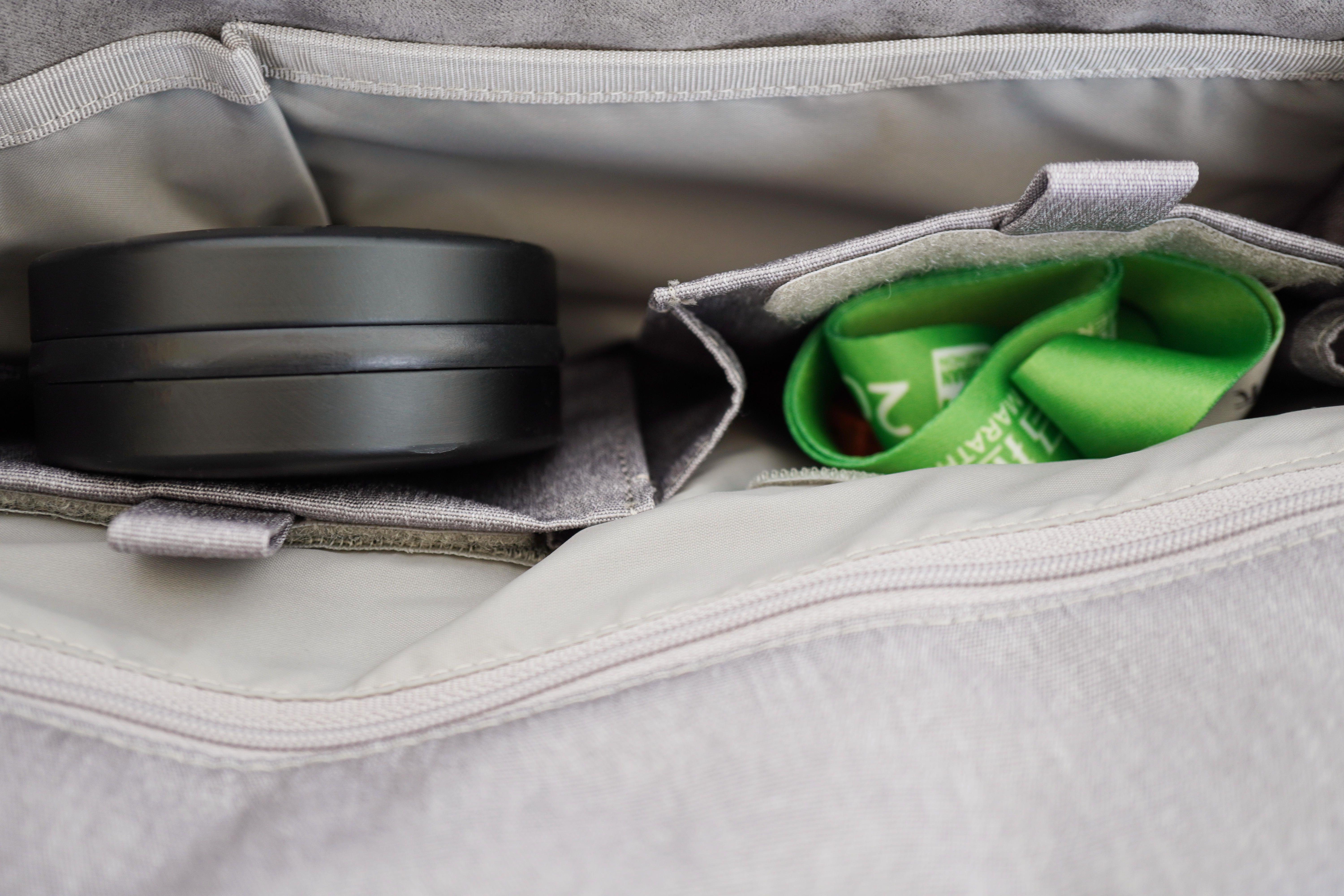 日式清新，便捷随身—elecom宜丽客数码收纳平板包SC01