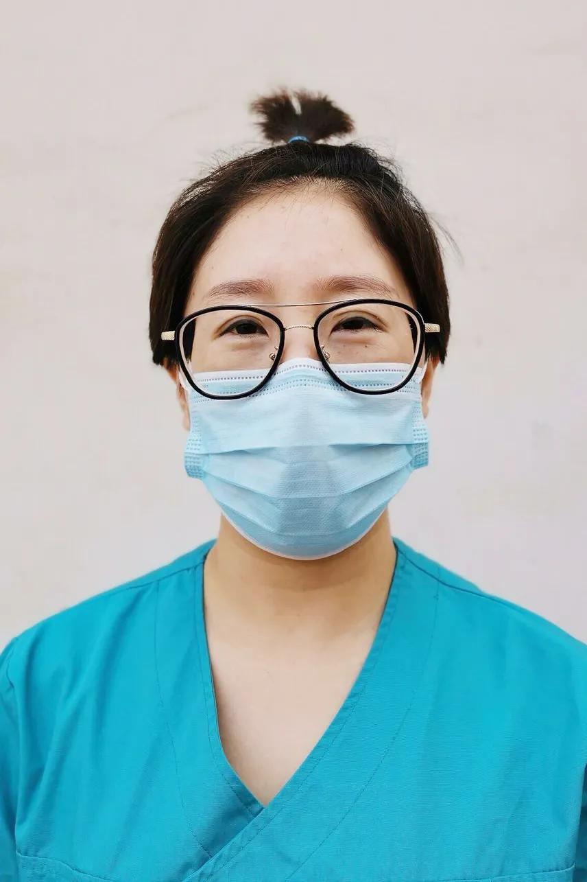 致敬2020每一个逆行的背影,回顾2019年消防员最美逆行背影