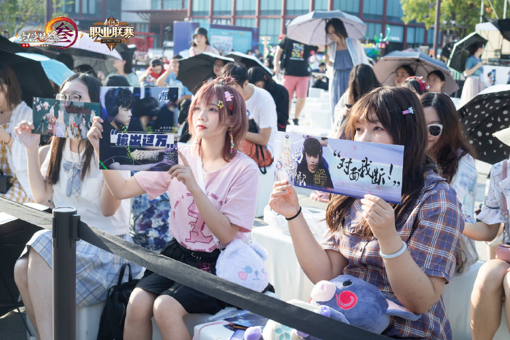 游戏厂商疯狂推出新游戏,游戏发展史rpg