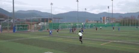 中国足球小将2017十大精彩瞬间,足球1v2突破射门