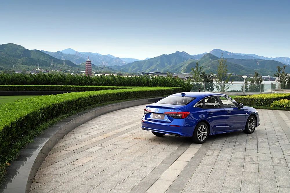 新款思域十一代首测,10代思域和11代思域哪个值得购买