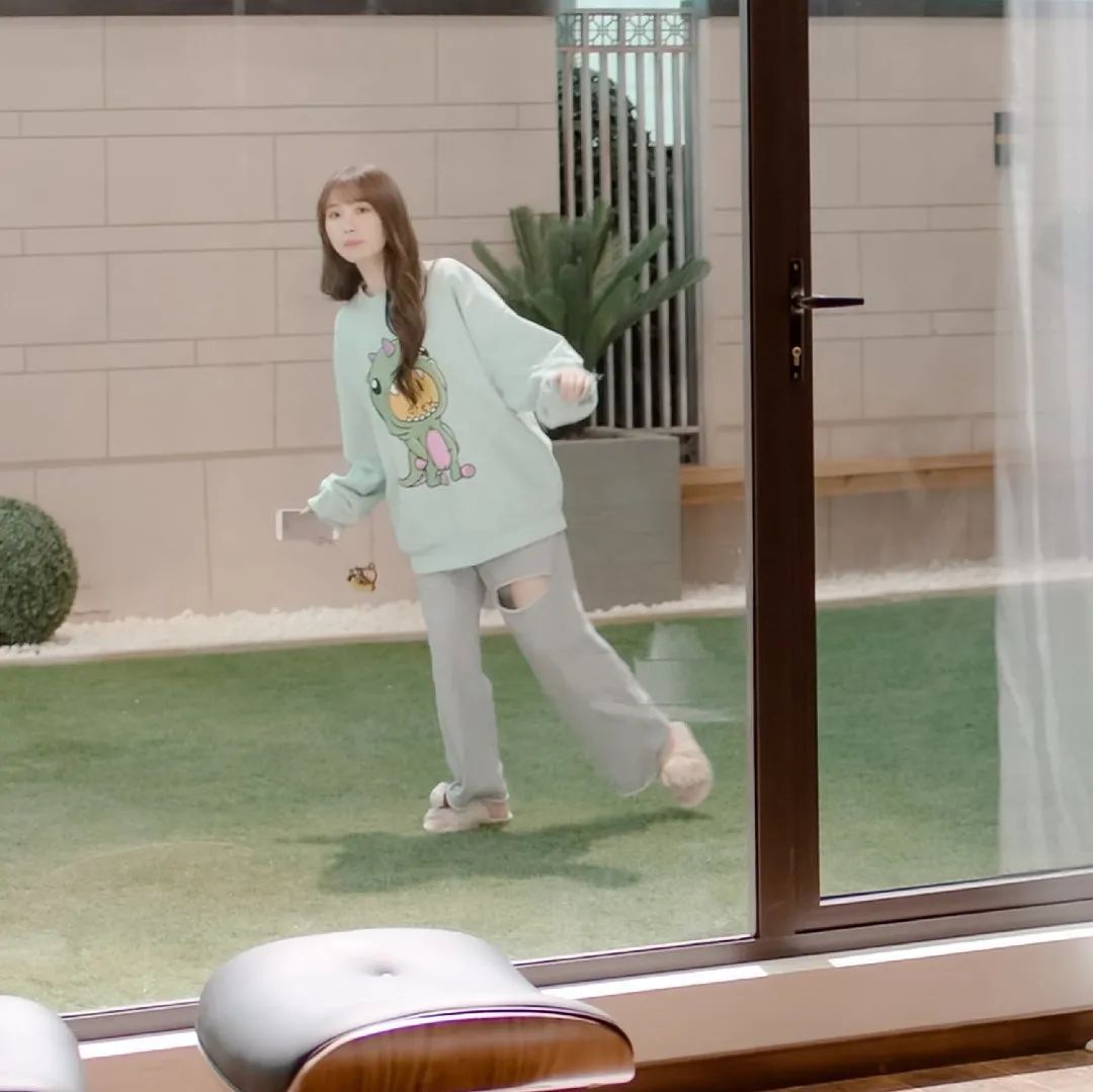 上班女生应该怎么穿比较得体,上班族应该怎么穿