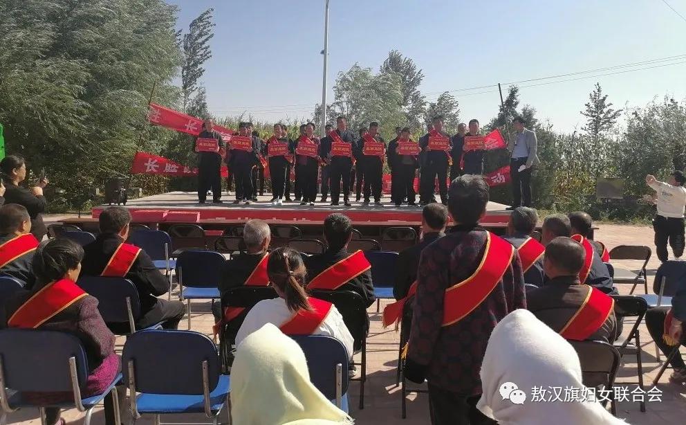 看长胜镇齐家窝铺村怎样进一步推进长胜镇“厕所革命”工作？