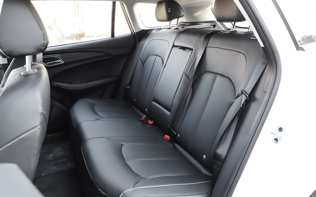 荣威ei5新能源纯电动车怎么样,荣威ei5纯电怎么看配置高低