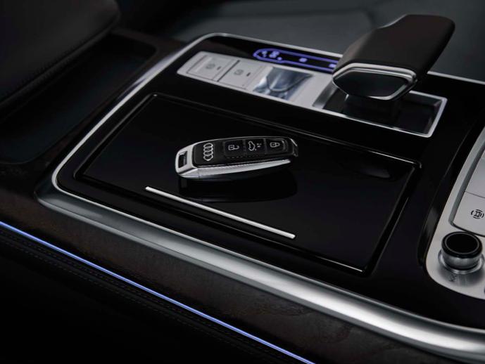 奥迪q7沉浸式体验高清,新款奥迪q7沉浸式体验