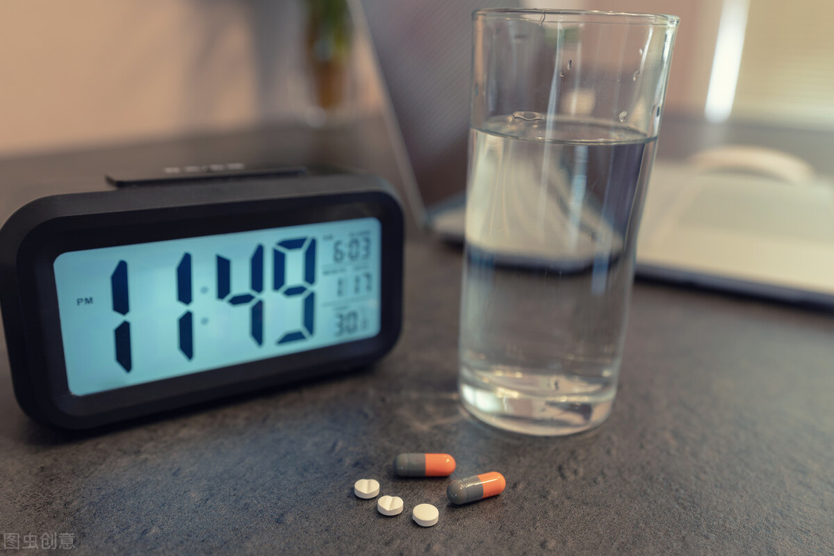 洗完脸干燥用水乳,洗完脸皮肤缺水