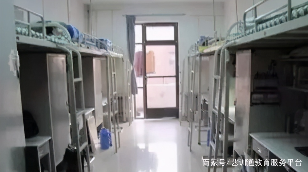 文科大学宿舍条件排名,全国学院宿舍条件排名