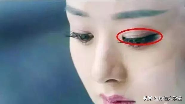 长期贴双眼皮的危害,贴几次双眼皮贴会导致眼皮松弛