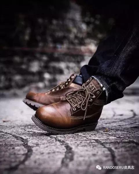 什么鞋能长期穿,羽毛球鞋有必要天天穿吗