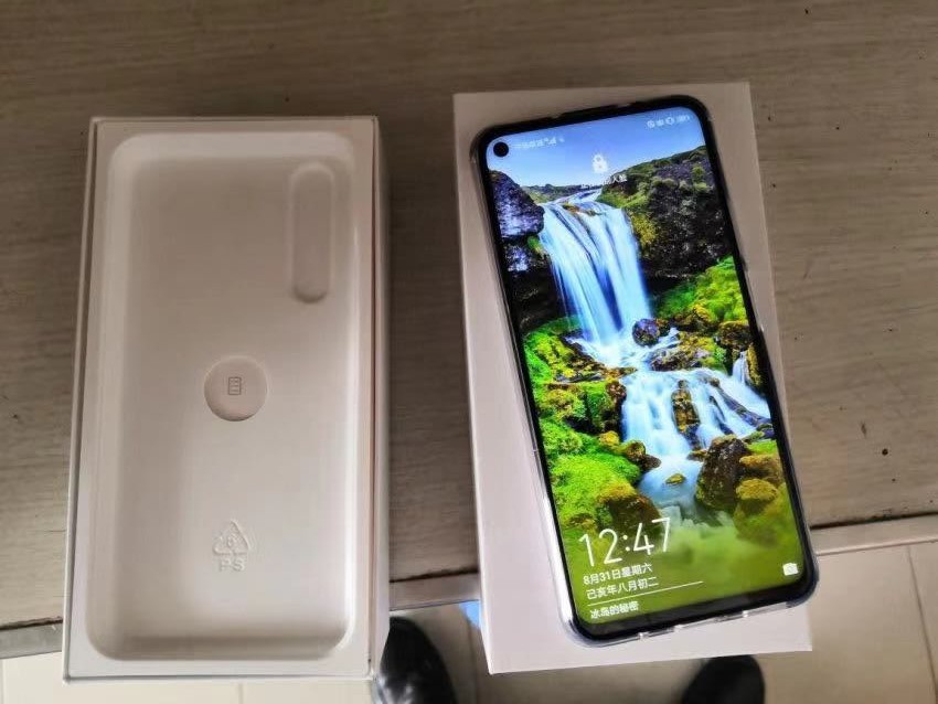 鸿蒙系统加麒麟985等于骁龙多少,麒麟芯片和鸿蒙系统完美结合