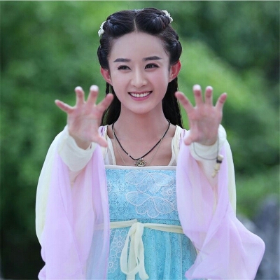 什么叫丹凤眼真正的丹凤眼图片,一双丹凤眼两弯柳叶吊梢眉特点