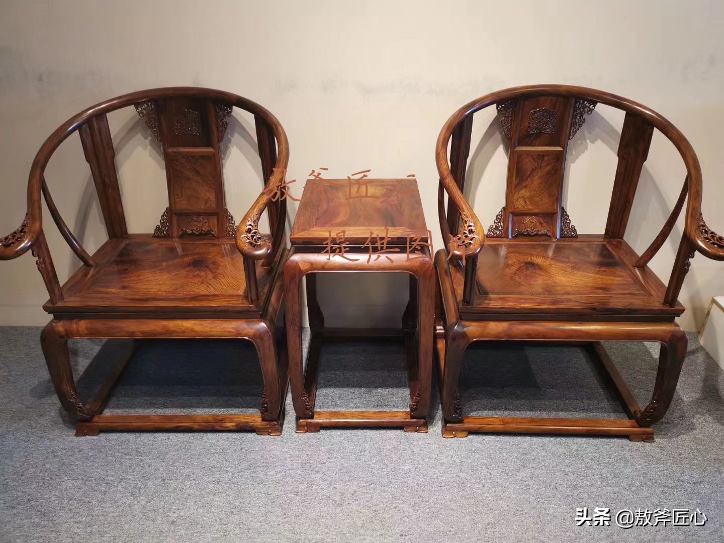 黄花梨鉴别真假只需3秒,海南黄花梨用酒精泡咋分真假