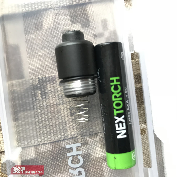 猫猫健康探照灯——纳丽德Dr.K3UV伍德灯简评