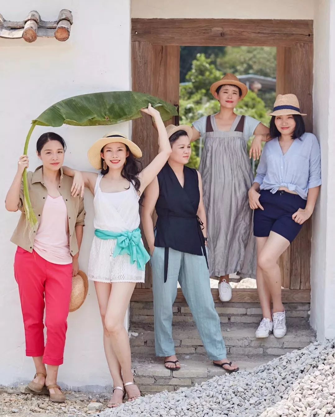 七个闺蜜造房养老,7个闺蜜一起改造农村小院