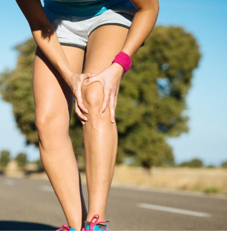 跑跳的时候一只膝盖痛,跑跳时膝盖外翻