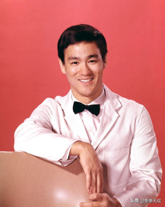 李小龙被丑化,李小龙打wwe能打冠军吗