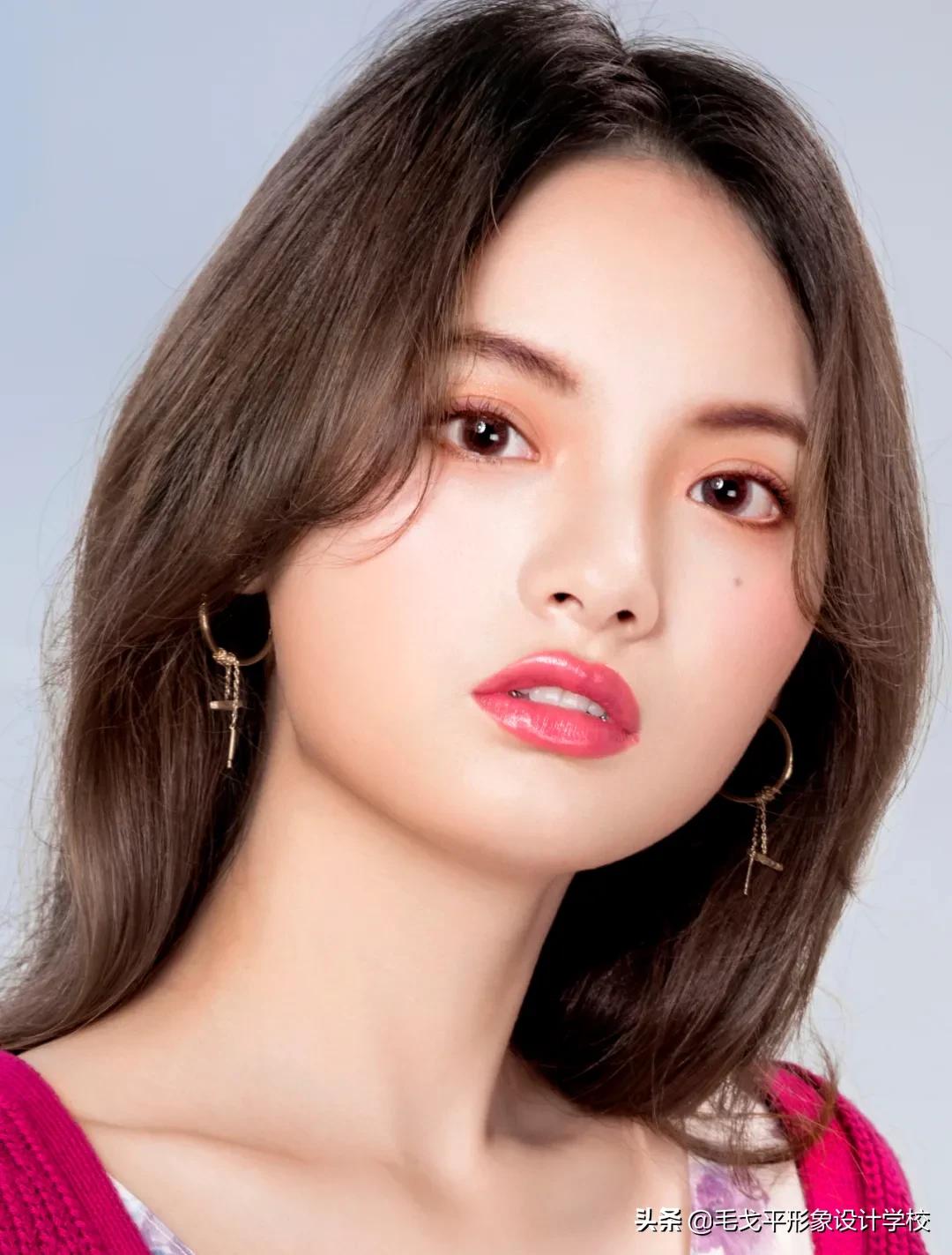 女明星是怎样处理脸上的痣,圆脸如何点痣好看