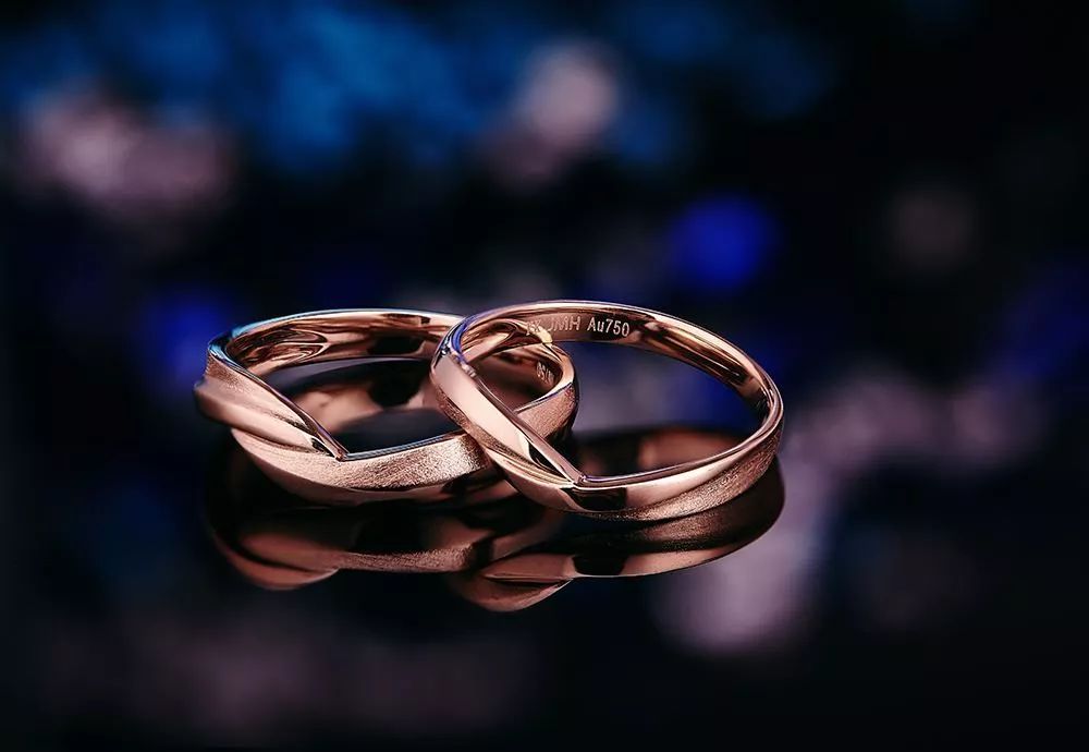 黄金首饰生锈是不是假的,买了很多年的黄金首饰是假的