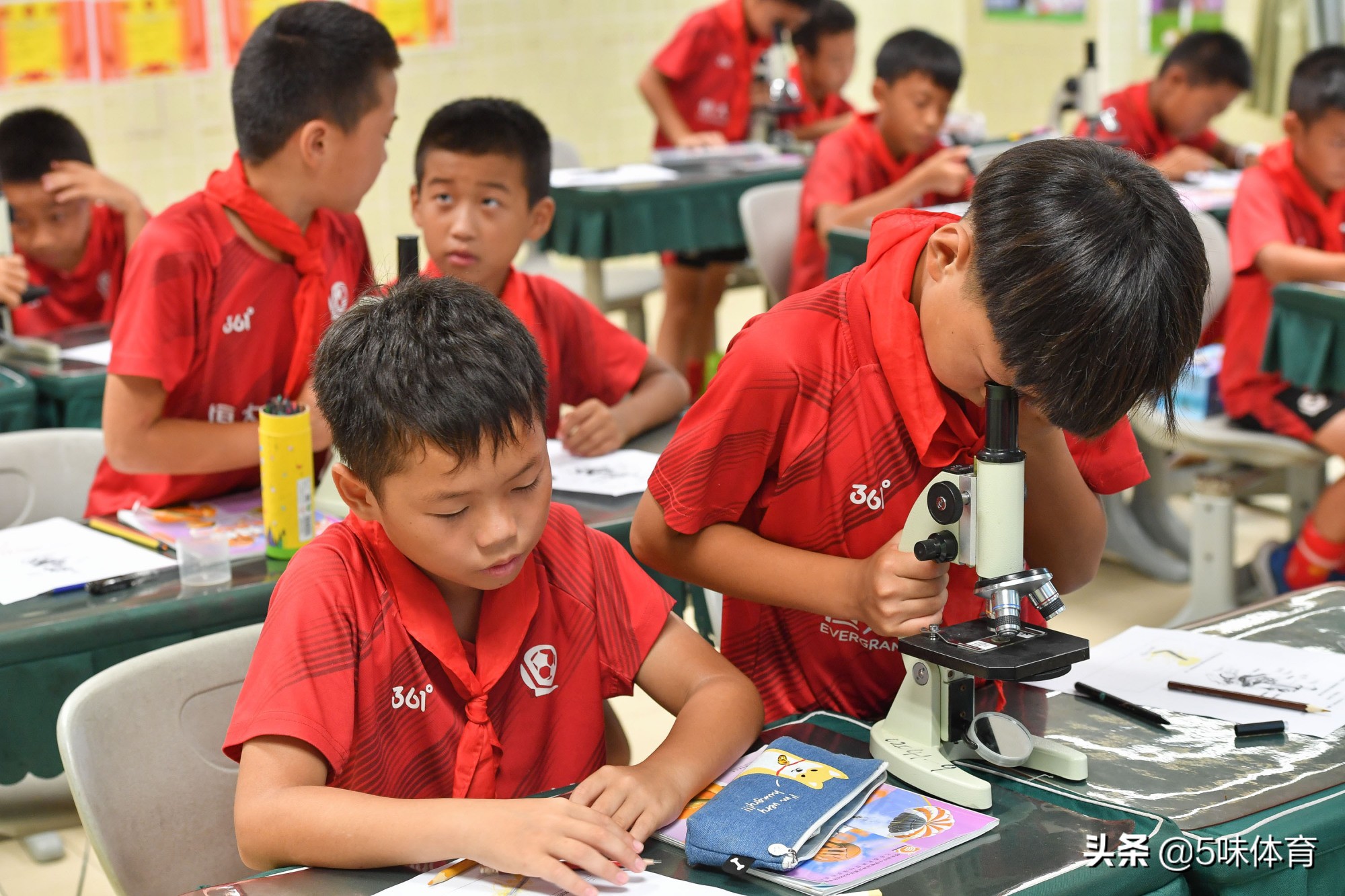 恒大足校8年耕耘,深耕教培8年