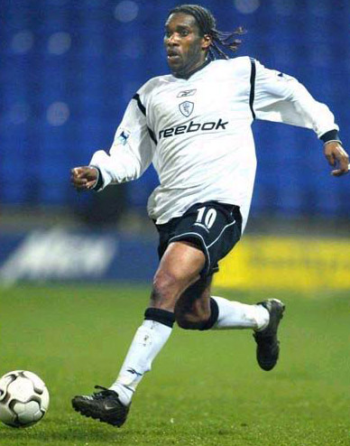 足球贝克汉姆,足球球王贝克汉姆