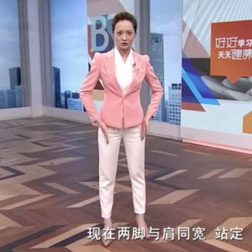 怎样选一款适合自己脚型的鞋,适合大脚骨穿的鞋测评