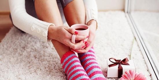 女性手脚冰凉该怎么办,女性手脚冰凉吃中成药