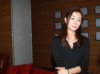 金巧巧辽国公主,金巧巧和于冬第一次走红毯视频