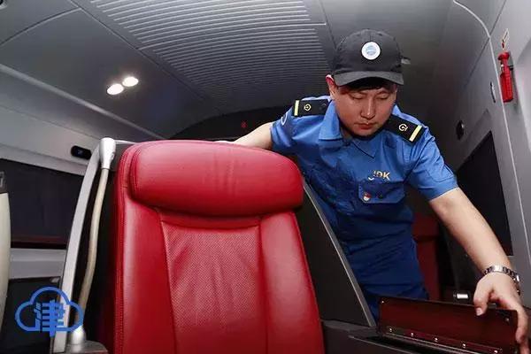 津港高铁,津港高铁怎么进港