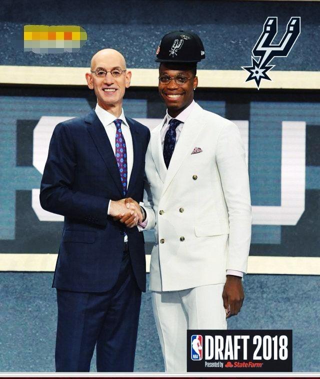 辣眼睛：那些炫酷的球星发型星二代独树一帜，MVP审美竟这样