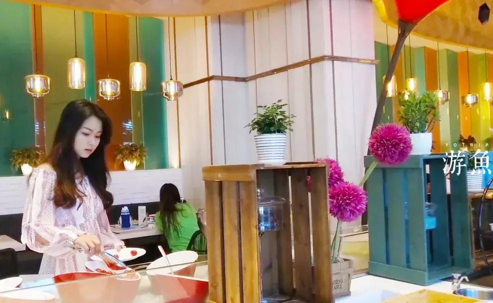 鐞嗘兂涓殑鐢熸椿涓変簹,鐞嗘兂涓殑涓変簹