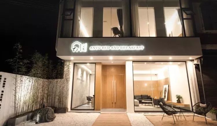 成都出发，一路向西的“旅行列车”年底开通！沿途好多……