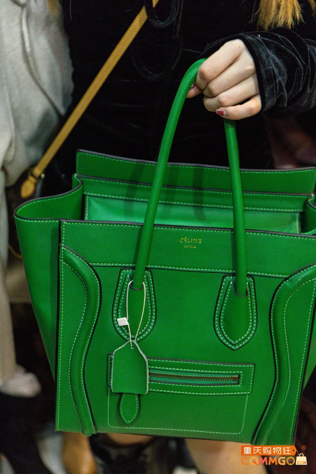 解放碑二手衣服市场,解放碑红鼎国际