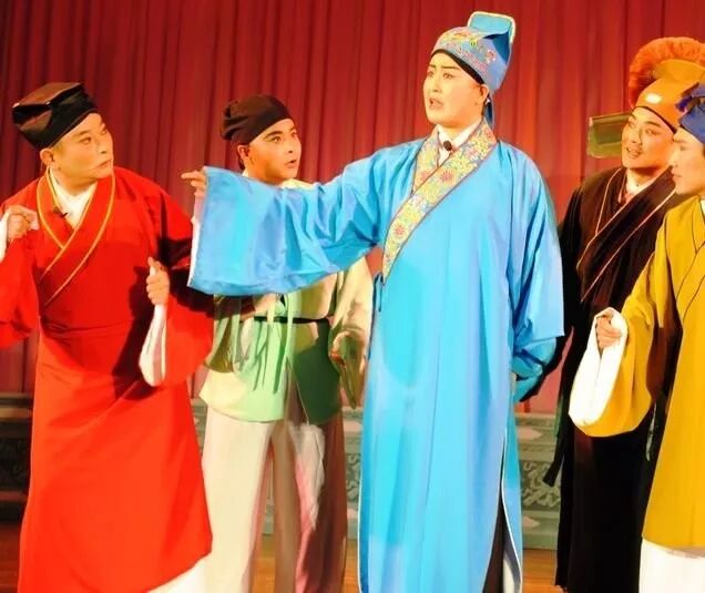 匡超人的无德形象,匡超人是一个怎样的人