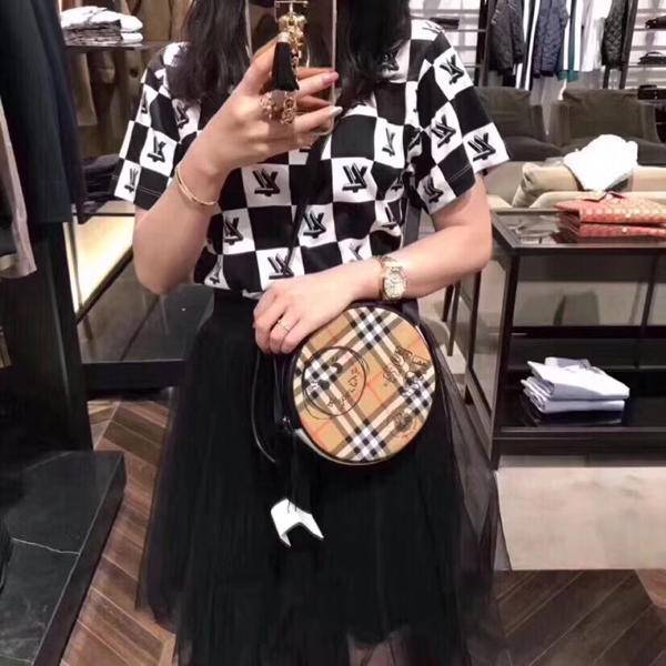 burberry复古圆饼包,用什么搭配古驰的圆饼包