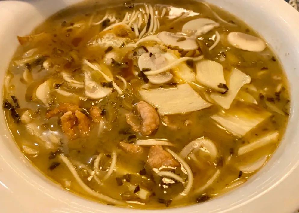 探寻西湖龙井茶核心,寻找杭州地道美食