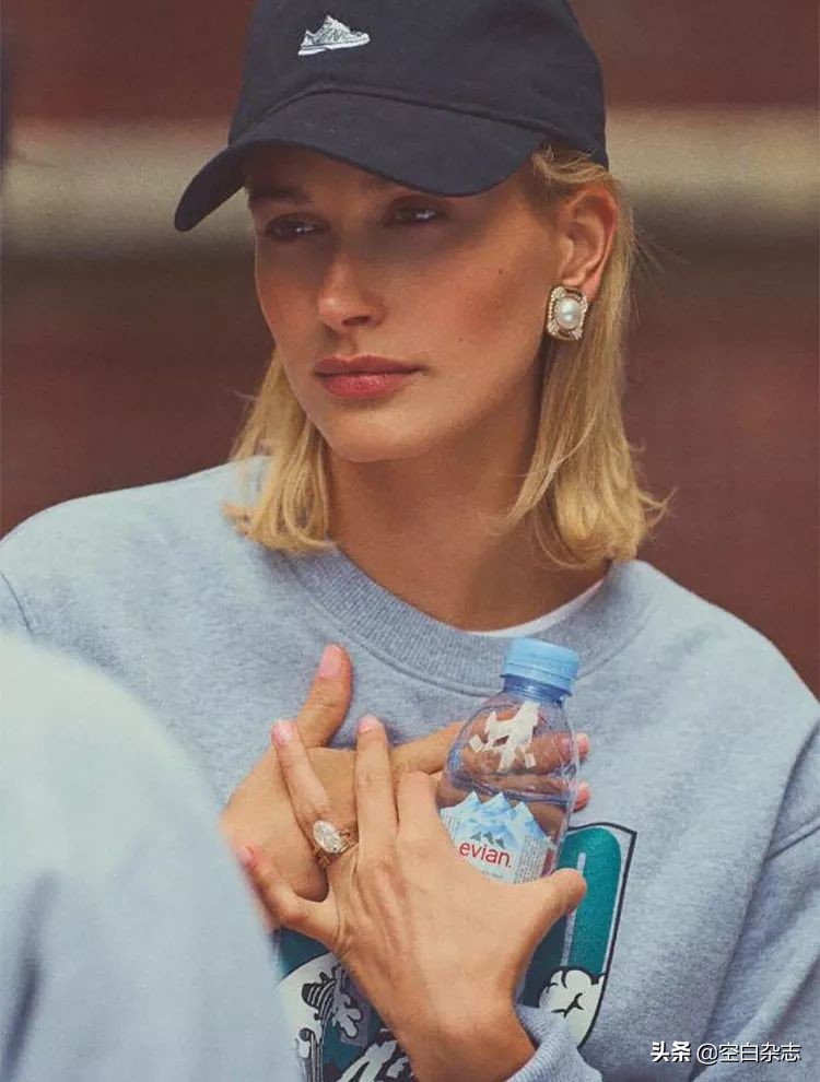 关于女性的时尚杂志,2019年十月时尚杂志